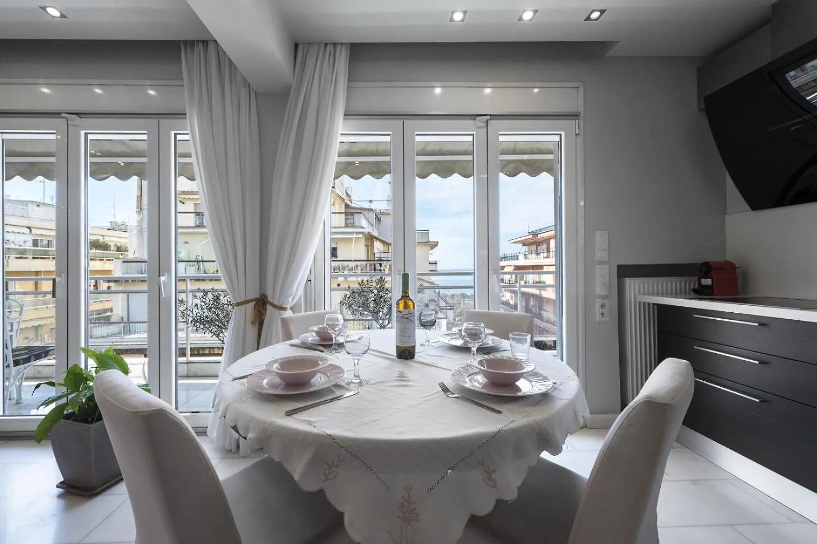 #Luxlikehome Horizon Apartment Saloniki